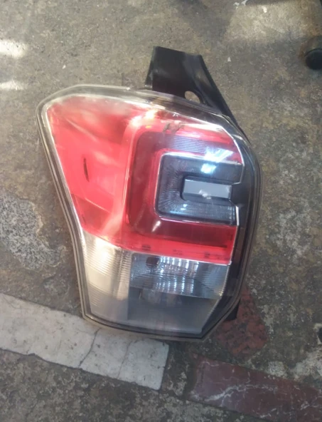 Subaru Forester 16-17 Sol Stop Lambası Çıkma ürün görseli 1
