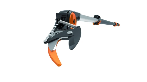 Fiskars UPX86 Teleskopik Yüksek Dal Budama Makası ürün görseli 1