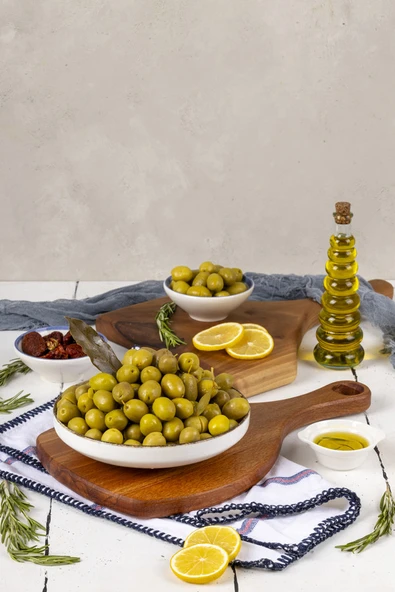 Yöre Domat Kırma Yeşil Zeytin 2 kg ürün görseli 1