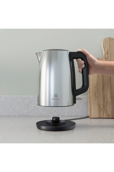 Electrolux E3K1-3ST 1850 W 1.7 lt Çelik Kettle - Resim 2