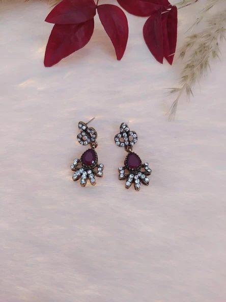 Hdmarketim Otantik Bordo Swarovski Taşlı Işıltılı Sallantılı Küpe ürün görseli 1
