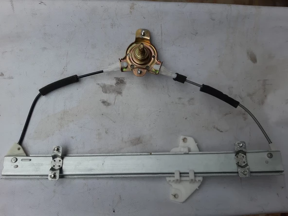 Hyundai Accent 1995-1999 yumurta kasa Ön kapı Cam Krikosu Sol mekanik manuel şöför tarafı Orjinal Marka Orjinal Parça 82401-22000 ürün görseli 1