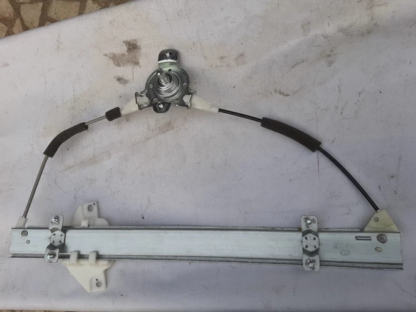 Hyundai Accent 1995-1999 yumurta kasa Ön kapı Cam Krikosu Sağ mekanik manuel yolcu tarafı Orjinal Marka Orjinal Parça 82402-22000 ürün görseli 1