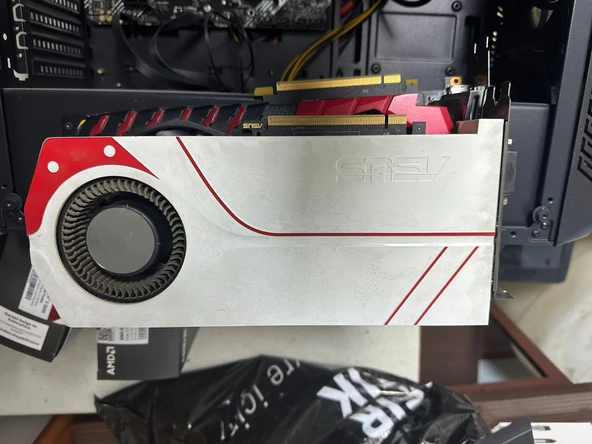 ASUS GeForce GTX 970 TURBO 4GB