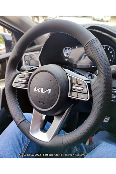 Kia Ceed Sw 2023 Araca Özel Direksiyon Kılıfı (SOFT NOKTA NAPA) ürün görseli 1