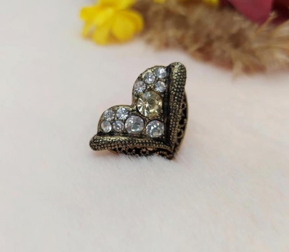 Otantik  Kalp Tasarım Kadın Yüzük Swaroski Taşlı Gold RenkYüzük Ayarlanabilir Ölçü ürün görseli 1