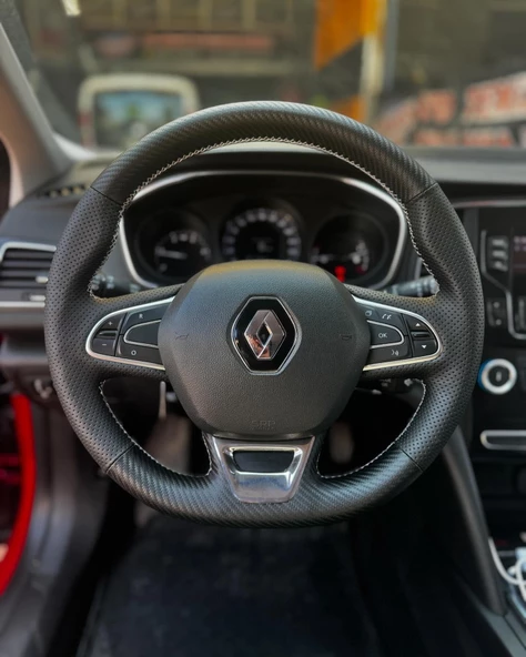 Renault Megane 4 İcon Araca Özel Direksiyon Kılıfı (SOFT NOKTA KARBON KREM İP) ürün görseli 1
