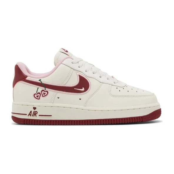 Nike Air Force 1 Low Valentines Day 2023 ürün görseli 1