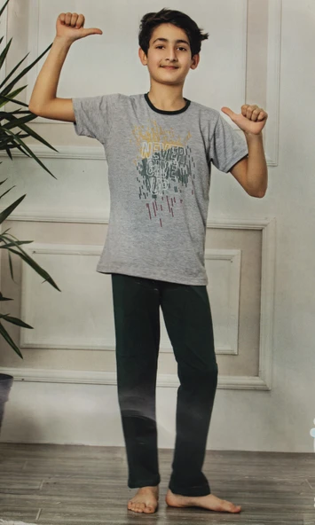 Kısa Kol Tişört  , Uzun Pantolon Baskılı Erkek Çocuk Pijama M00673 ürün görseli 1