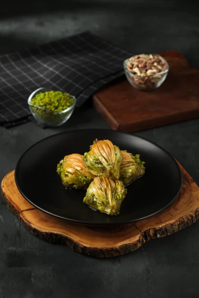 BAKLAVA midye  2,5  KG TEPSİ ürün görseli 1
