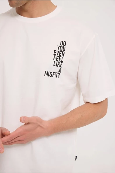 White MISFIT HALF-RELAX TEE - Resim 2