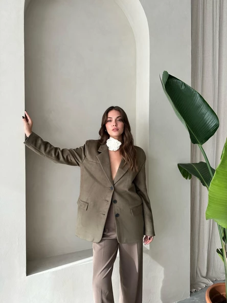 Haki Latte Kemik Düğmeli Süet Ceket - Resim 3