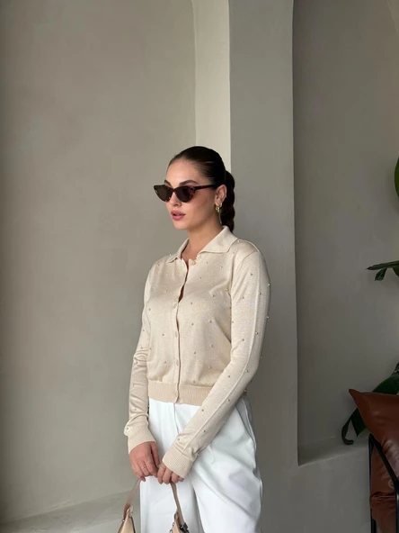 Taş Polo Yaka Mini Topçuklu Bluz - Resim 4