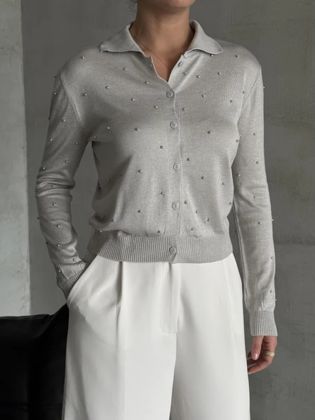 Gri Polo Yaka Mini Topçuklu Bluz - Resim 3