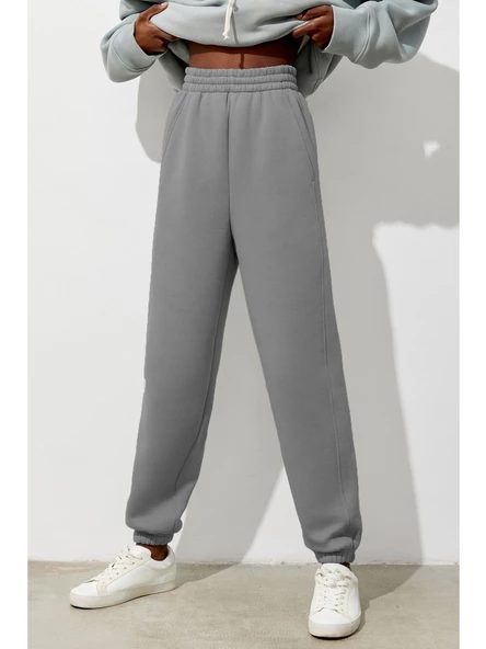 Madmext Kadın Boyalı Gri Comfort Fit Eşofman Altı MG1353 ürün görseli 1
