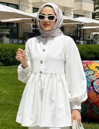Saadet Deign Özel Taşlı Düğmeli Tunik Beyaz ürün görseli 1