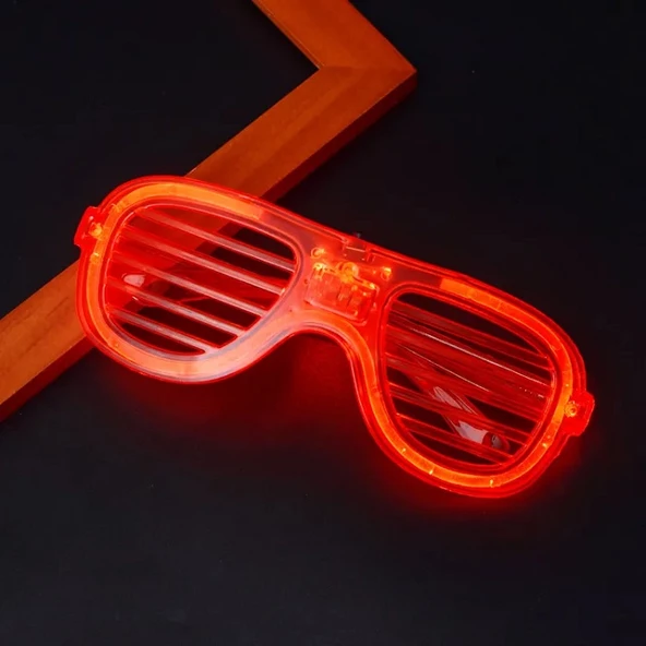 CHRİSTMAS GREEN LEDLİGHT PARTY GLASSES KIRMIZI LED IŞIKLI GÖZLÜK YILBAŞI PARTİ GÖZLÜĞÜ PANJUR GÖZLÜK ürün görseli 1
