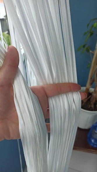 DÜZ İP KIRIK BEYAZ RENK EN 100 CM BOY 280 CM HAZIR DÜĞMELERİ DİKİLMİŞ İP PERDE ürün görseli 1