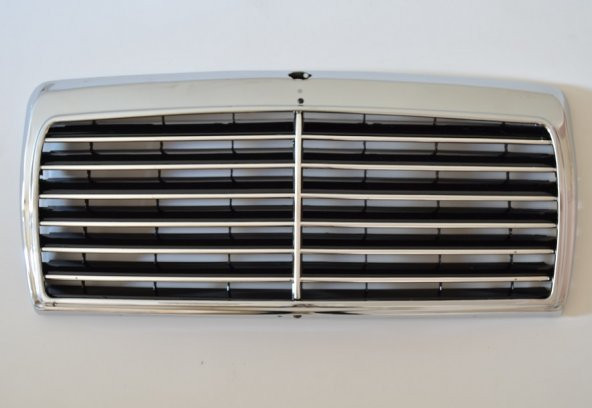 MERCEDES W124 MAKYAJSIZ KASA AVANTGARDE KROM PANJUR 1985-1993 ürün görseli 1