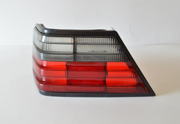 MERCEDES W124 STOP CAMI SOL YENİ MODEL ürün görseli 1