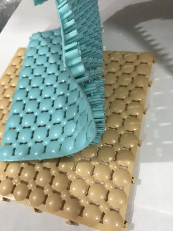 ORTOPEDİK YER KAROSU KAYDIRMAZ 33X33 EBAT ESNEK YER KAROSU 33 X33 ürün görseli 1