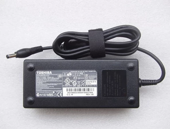 Toshiba Adaptör 19V 6.32 A-85V Orjinal Şarj Cihazı Teşhir Ürünü ürün görseli 1