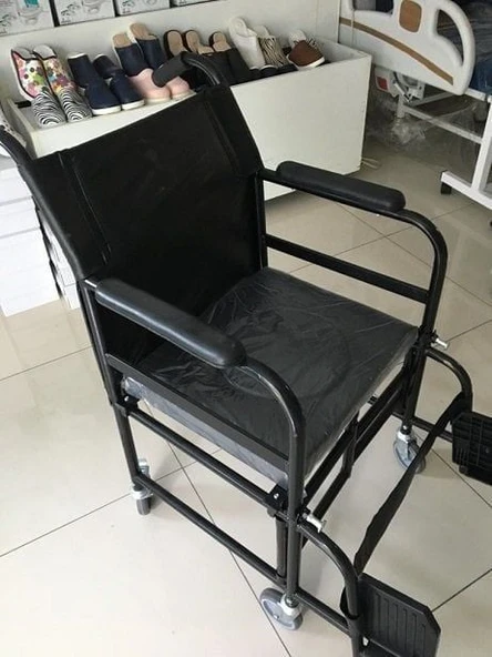 Medikaltec Tuvaletli Katlanabilir Lazımlıklı Araba ürün görseli 1