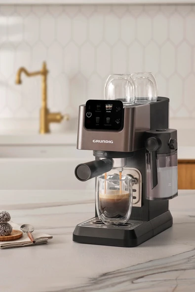 Grundig Ksm 5330 Delisia Coffee Yarı Otomatik Süt Hazneli Espresso Makinesi - Resim 3