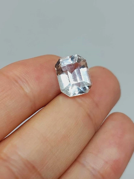 Topaz Taşı Baget Kesim (Ortalama 6.5 karat) (55566) ürün görseli 1