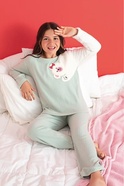 Kız Çocuk Pamuklu İnterlok Kışlık Termal Uzunkol Pijama Takımı Hayvan Nakışlı ürün görseli 1