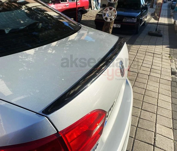 Volkswagen Jetta Mk6 Piano Black Spoiler 2010-2017 Birebir Uyumlu ürün görseli 1