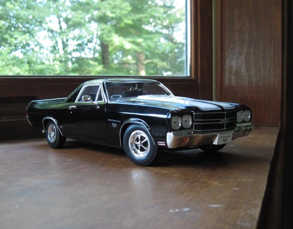 Newray Chevrolet El Camino SS Siyah 1/25 Model Araba ürün görseli 1