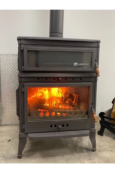 flamestove  Retro Dik Kuzineli Tek Camlı Kuzineli Yan Kapaklı Döküm Soba ürün görseli 1