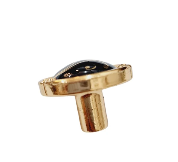 PORSELEN DÜĞME KULP METAL GOLD SİYAH DESENLİ  / 5 ADET ürün görseli 1