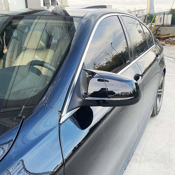 F10 Batman Ayna Kapağı Piano Black / 2010-2013 ürün görseli 1