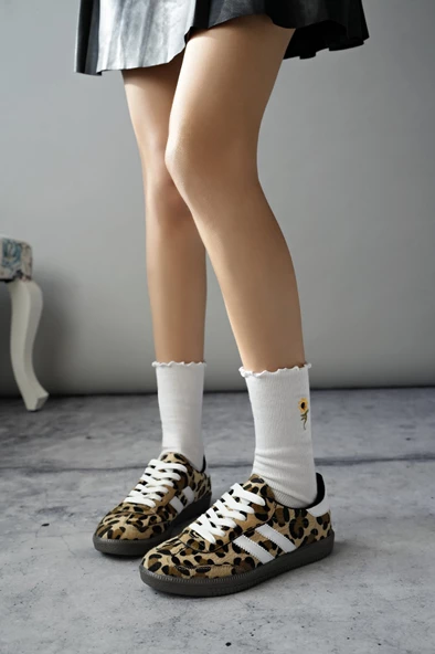 Muggo LEOPARD Garantili Kadın Ortopedik Günlük Bağcıklı Yürüyüş Leopar Desenli Sneaker Spor Ayakkabı ürün görseli 1