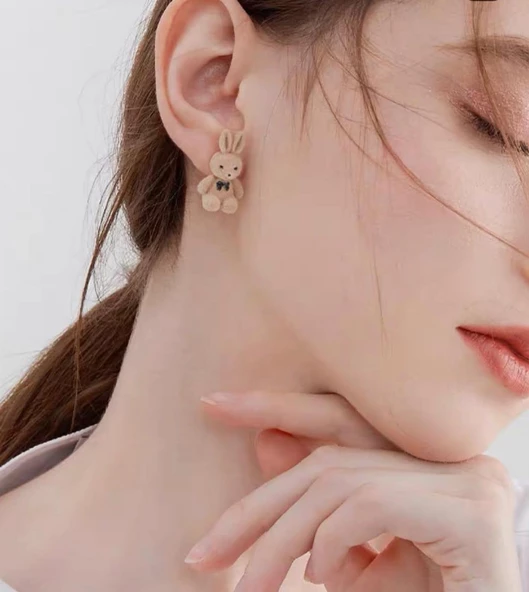 Kadın Özel Tasarım Tavşan Model Küpe ürün görseli 1