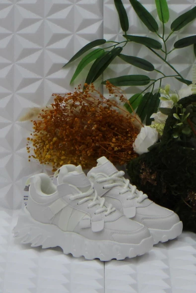 Fort Cool Verom Beyaz Bağcık Görünümlü Cırtlı Sneaker Ortopedik Çocuk Ayakkabı ürün görseli 1