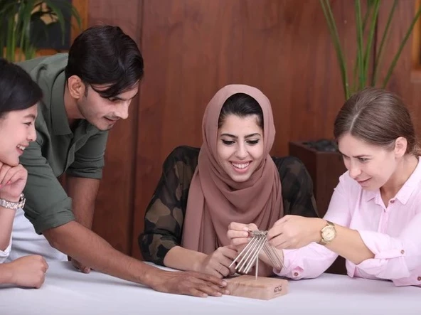 Smart Skills Nails Puzzle Yetişkin Oyunu - Resim 3