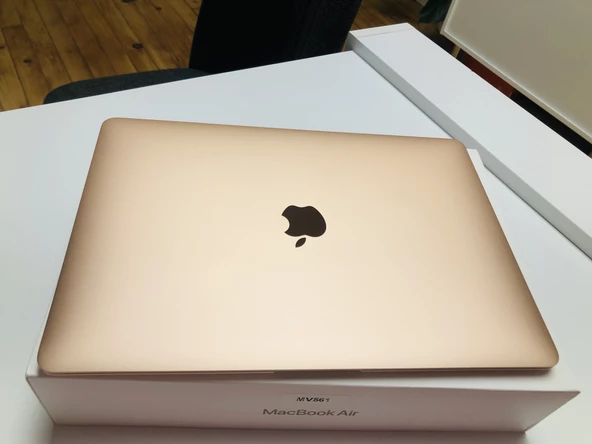 PTTAVM: MacBook Air M1 8 GB 256 GB SSD 13.3