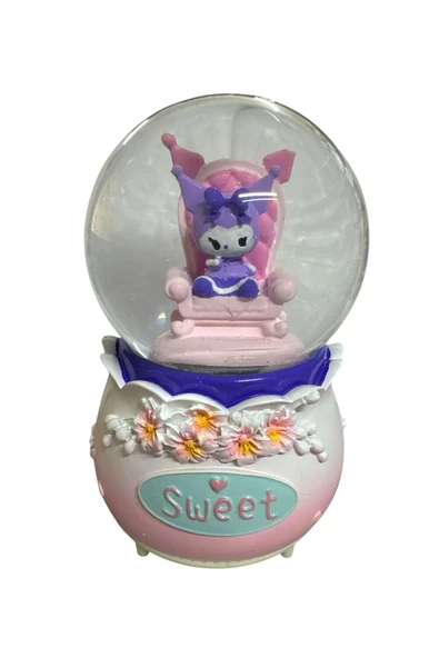 NETAVANTAJ Kuromi Sweet Oturan Müzikli Işıklı Püskürtmeli Büyük Boy Kar Küresi ürün görseli 1