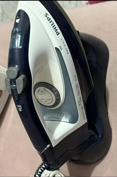 AÇIKLAMAYI OKU Philips GC4820/02 Azur 2000 W Kablosuz Buharlı Ütü ürün görseli 1