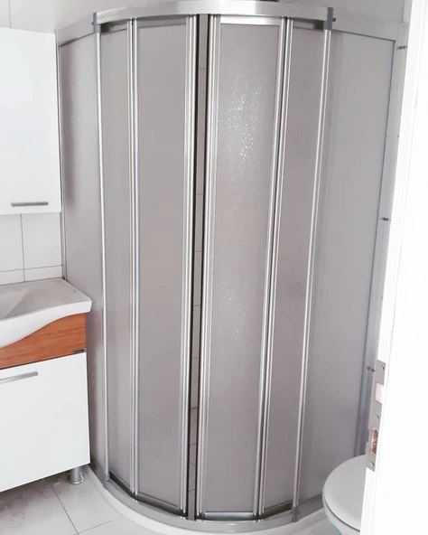 Oval Teknesiz Duşakabin Mika Plastik Camlı ND410 ürün görseli 1