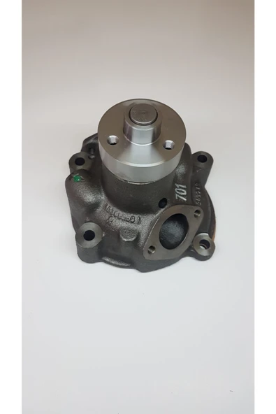 New Holland Su Devirdaim Pompası Orjinal-4784454 ürün görseli 1