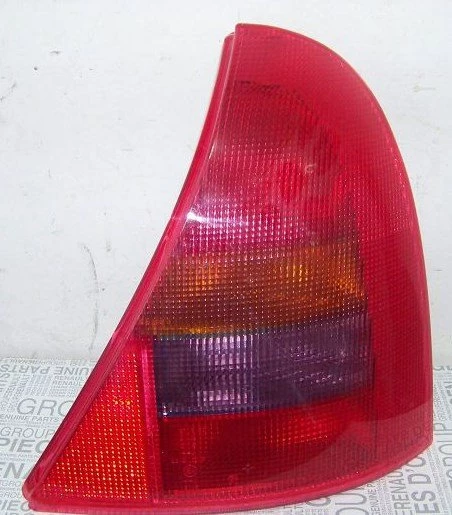 Renault Clio Sağ Stop (1998-2001) 1.6, 1.4 7700410518 ürün görseli 1