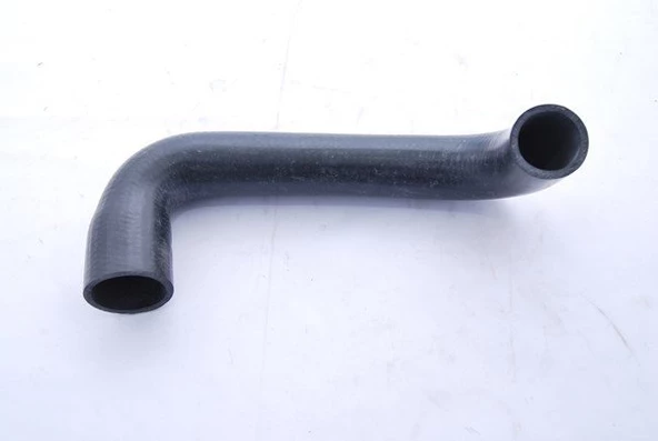 Renault R12 Toros Motor Radyatörü Üst Hortum (1990-2002) 1.4 7700537797 ürün görseli 1