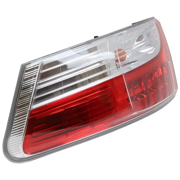 Toyota Avensis Sağ Stop (2010-2011) 2.0, 1.8, 1.6 8155105250 ürün görseli 1