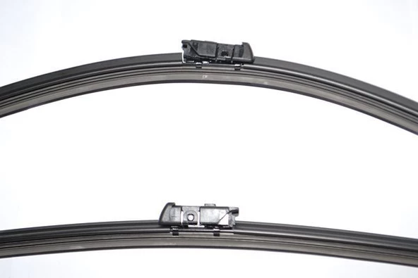 Toyota Avensis Ön Cam Sileceği (2010-2018) 2.0, 1.8, 1.6 8522205070 ürün görseli 1