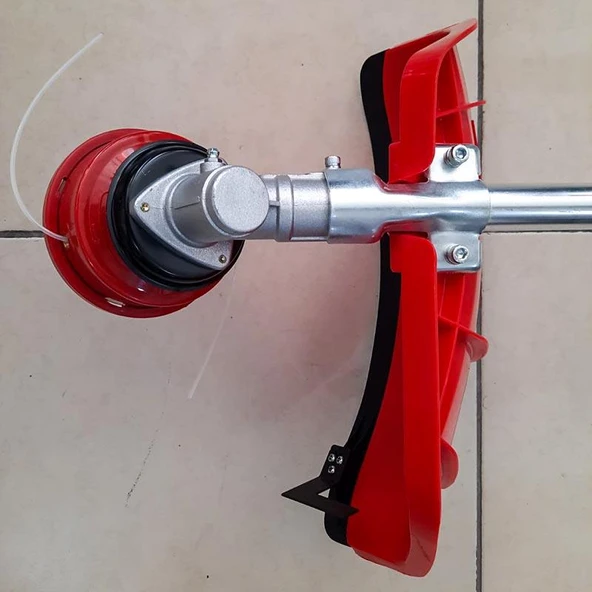 Datsu TR 750 Yan Tip Motorlu Tırpan - Resim 4