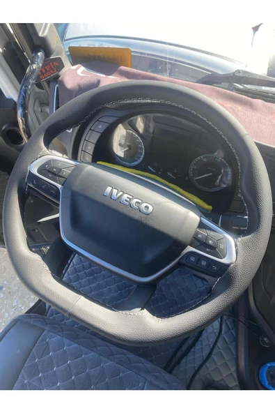 DİKİŞLİ DİREKSİYON KILIFI SİYAH DERİ GRİ DİKİŞ IVECO TIR / KAMYON ürün görseli 1